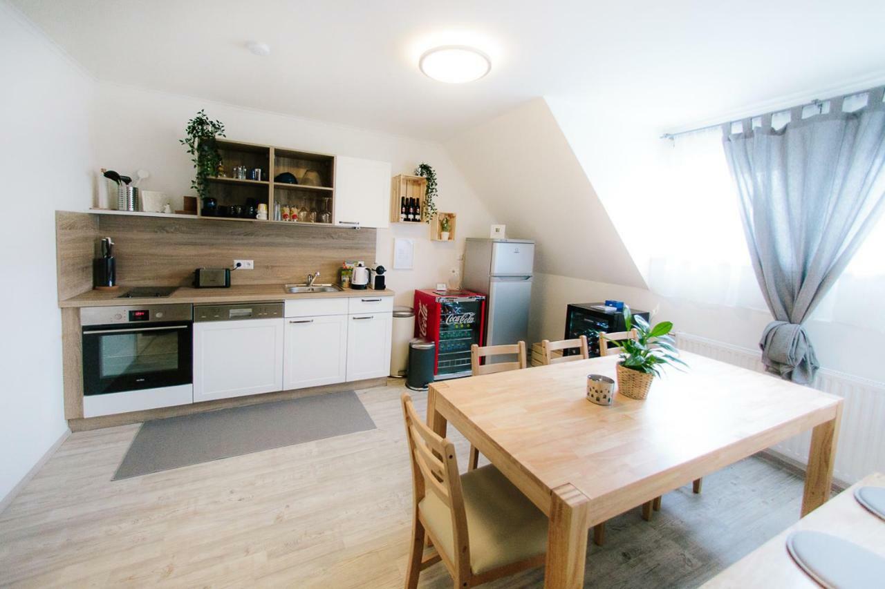Steira-Studios Ehrenhausen Eksteriør billede
